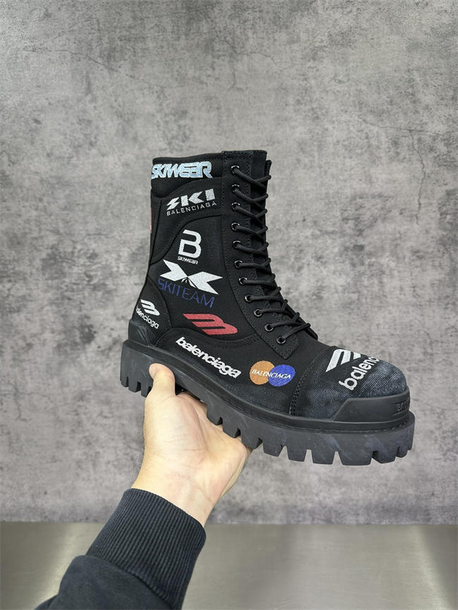 Ba1en*iaga boot
