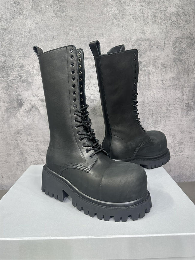 Ba1en*iaga boot