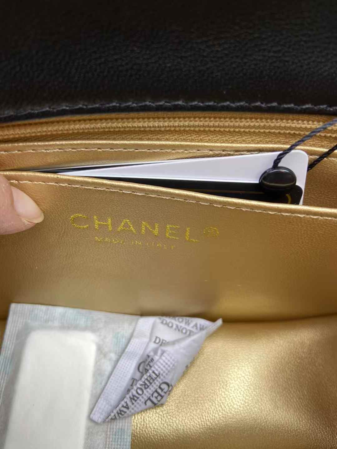 Ch**el bag