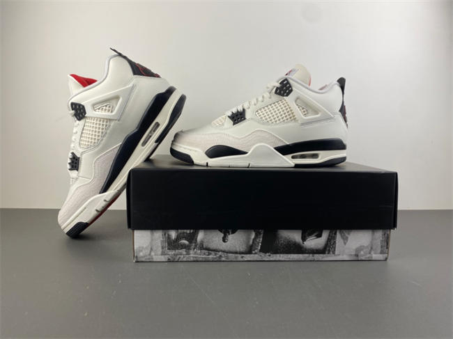 Air Jordan 4“Flight Club” Sail/Black-University Red