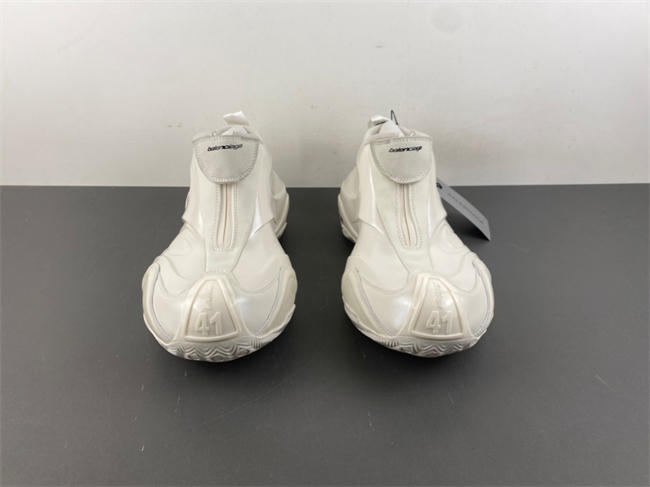 Ba1en*iaga 19 basketball sneaker