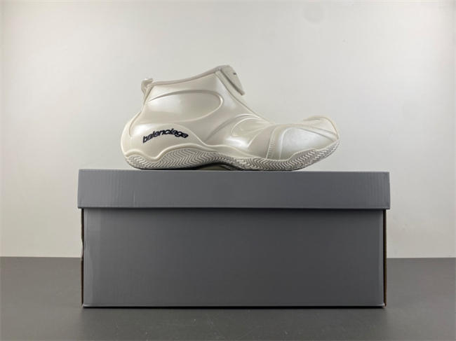 Ba1en*iaga 19 basketball sneaker